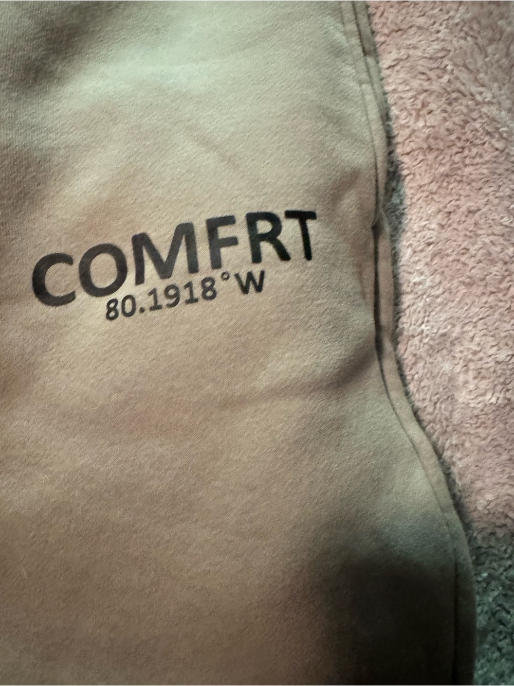 COMFRT Sweat Set - Picture 5 of 6